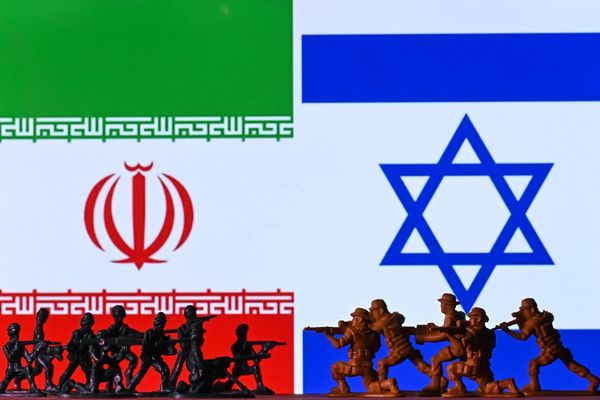 قائد إسرائيلي سابق: الحرب مع إيران هذه المرة ستكون مختلفة وحزب الله سيلعب دورا أكبر