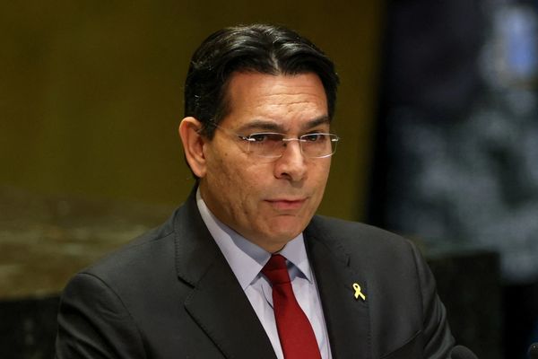 سفیر اسرائیل در سازمان ملل به مردم ایران: تمام جهان برای شما دعا میکند