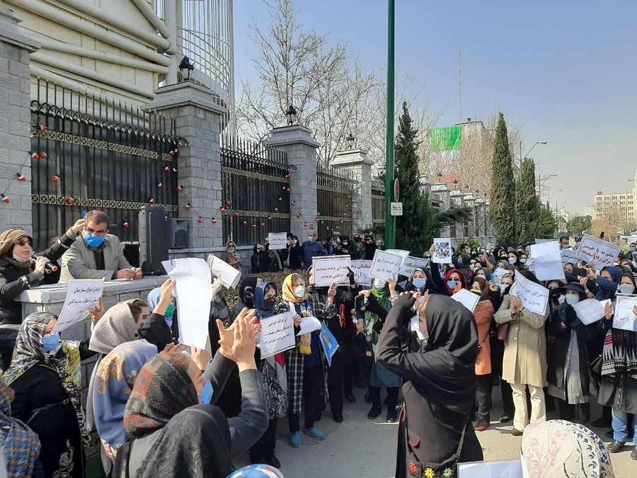 Female teachers gathered outside the Iranian parliament. February 22, 2022