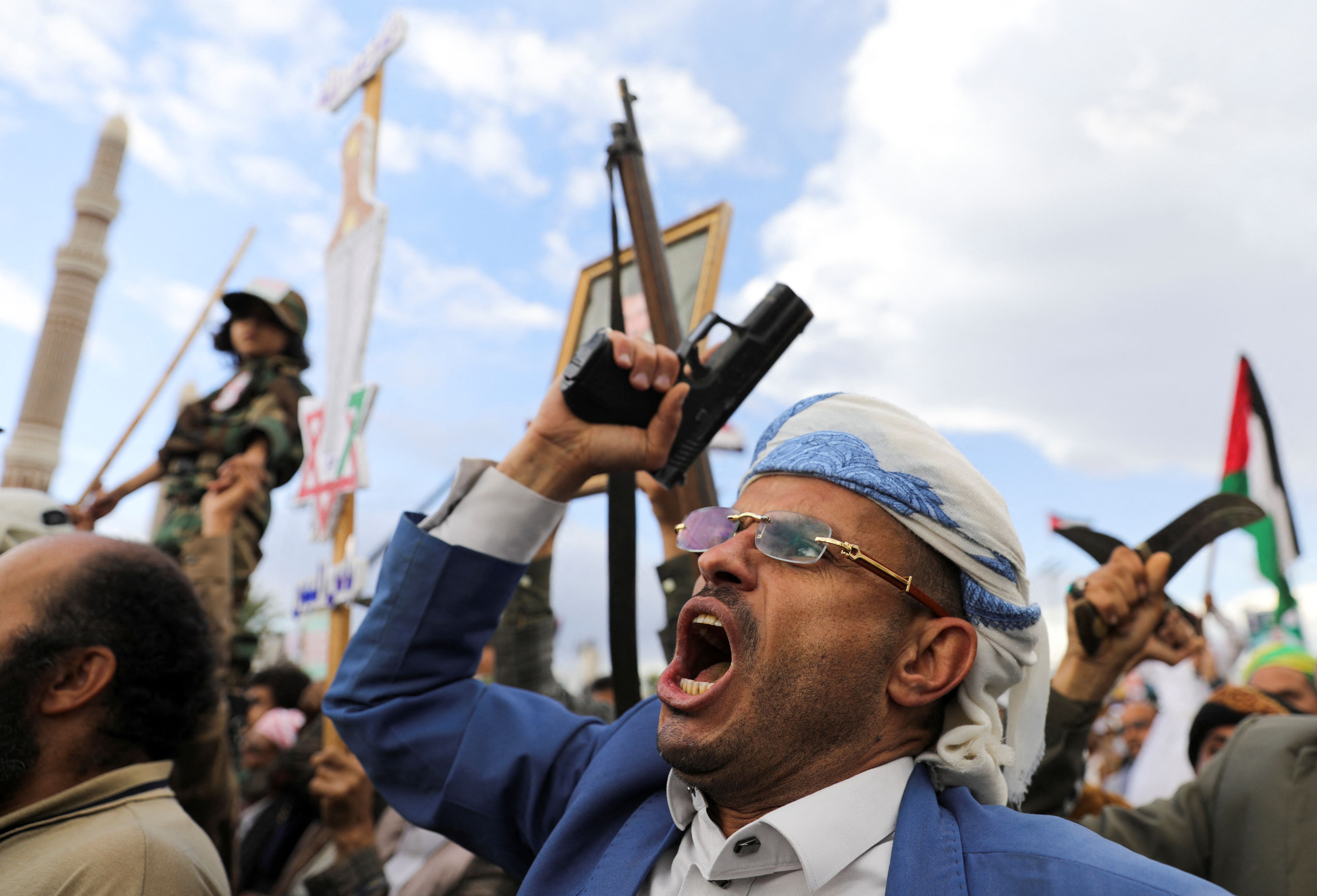 تظاهرات حوثی‌های یمن در حمایت از حزب‌الله لبنان و فلسطین، صنعا، چهارم آبان