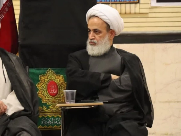 خطيب مكتب خامنئي: "الأربعين" نعمة عظيمة وطريق روحاني لنمو إيران وتقدّمها