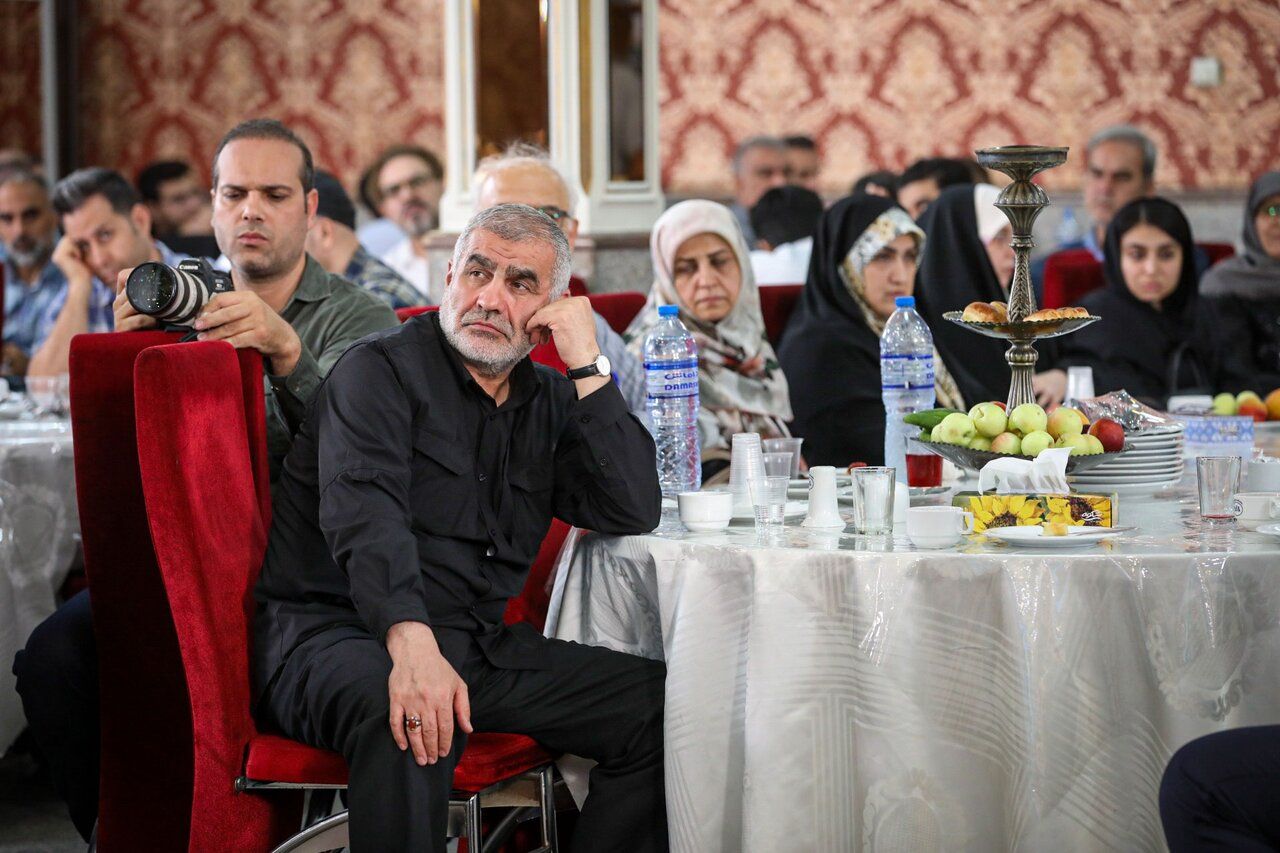 نایب‌رییس مجلس: تنگه هرمز دشمن را به فلاکت کشانده است