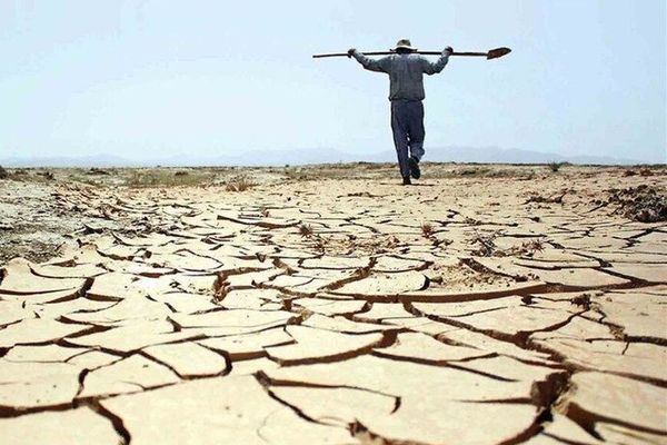 رئيس مركز أبحاث البرلمان الإيراني: 62% من مساحة إيران متضررة من الجفاف