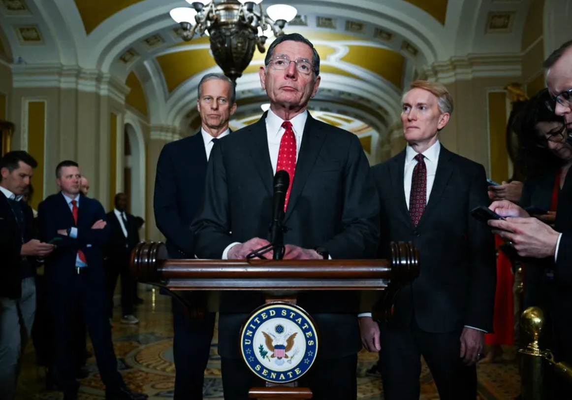 برسو، سناتور جمهوری‌خواه: بزرگ‌ترین حامی تروریسم در دنیا، حالا مردم خودش را ترور می‌کند