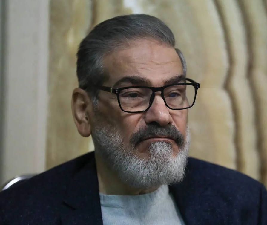 مستشار خامنئي السياسي : ذهبنا إلى روما من أجل اتفاق متوازن وليس للاستسلام