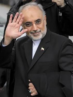 وزير خارجية إيران الأسبق: كان من المُقرّر أن نكون القوة الأولى في المنطقة بحلول 2025