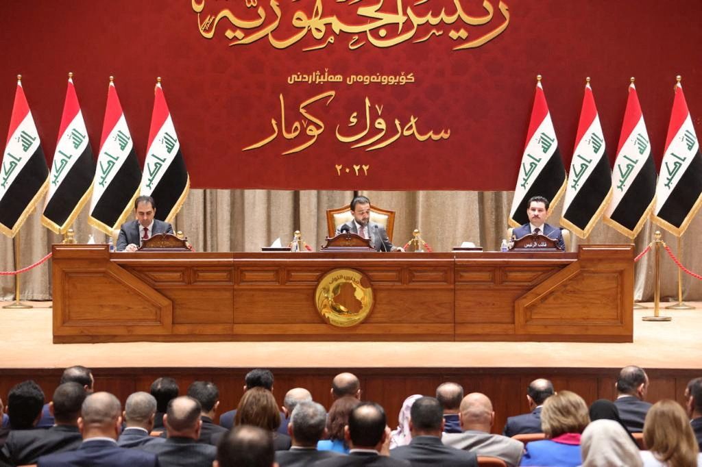 جلسه پارلمان عراق برای رای اعتماد به دولت جدید؛ اعتراض به اختلاس دو و نیم میلیارد دلاری