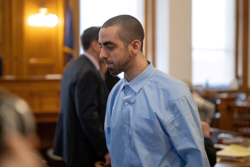 ضارب سلمان رشدی به ۲۵ سال زندان محکوم شد