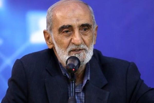 "كيهان" الإيرانية تصف التفاوض مع أميركا بـ"عملية خداع" وتدعو إلى رد عسكري على الحصار