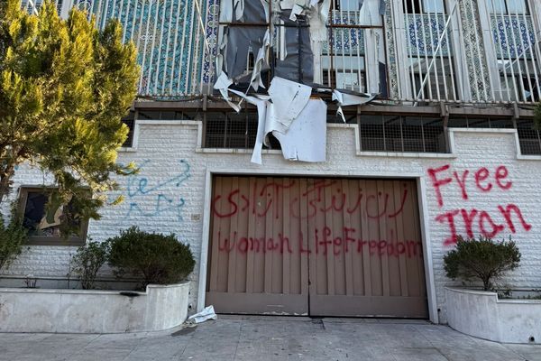 'Free Iran', 'Woman Life Freedom' slogans sprayed on walls of Iran's embassy in Damascus