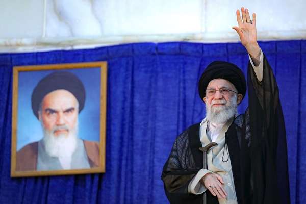 The kids are alright: they can't tell Khamenei from Khomenei