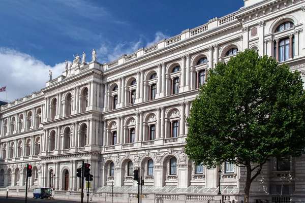 UK Warns British Nationals Against Travel To Iran