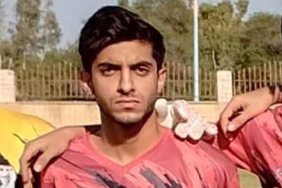 فوتباليست نوجوان آبادانى که در هنگام مسابقه براثر گرمای شدید، بیهوش شد، درگذشت