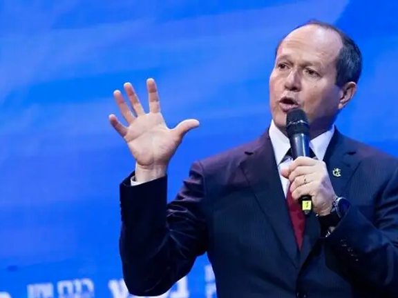 وزیر اقتصاد اسرائیل: ایران سر مار است و هدفی مشروع برای حمله اسرائیل حساب میشود