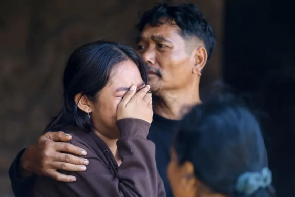 غرق شدن یک کشتی مسافربری در نزدیکی بالی اندونزی چهار کشته و ۳۰ مفقود بر جا گذاشت