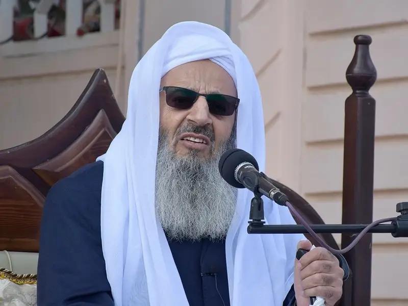 خطيب أهل السُّنة: الإعدامات السياسية لم تثن الإيرانيين عن مطالبهم