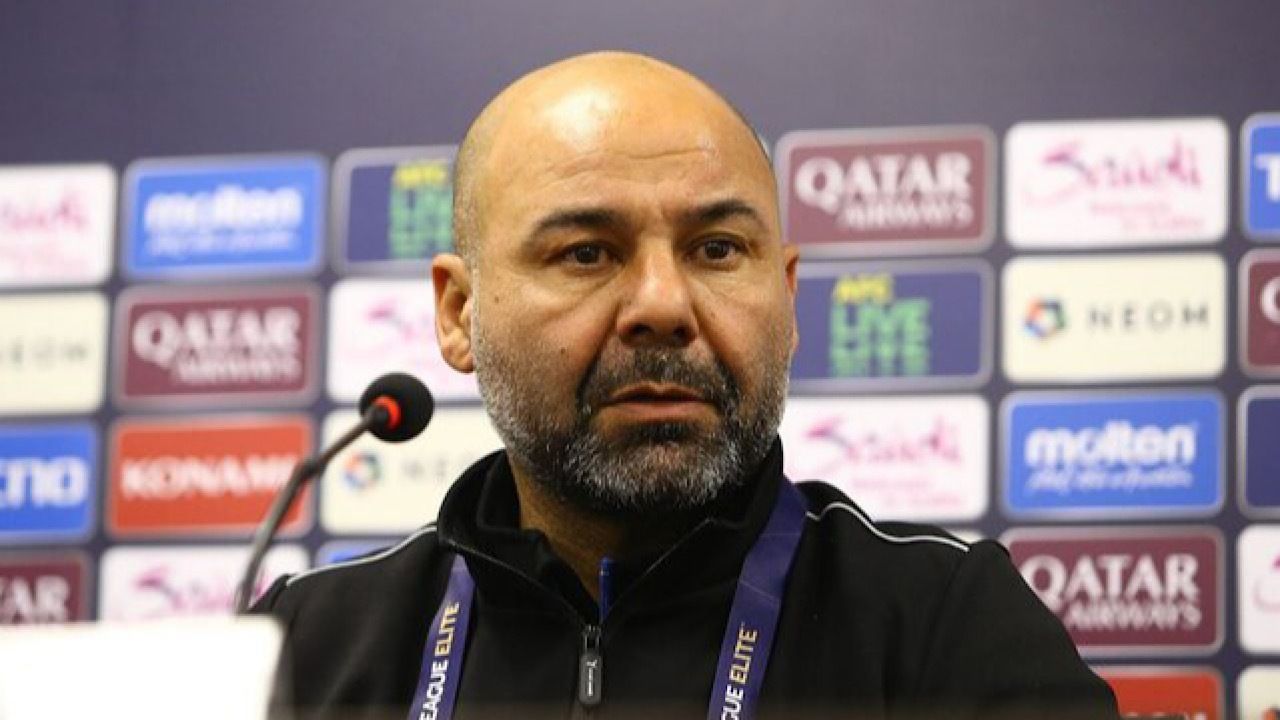 پس از برکناری ریکاردو ساپینتو، سهراب بختیاری‌زاده سرمربی استقلال شد