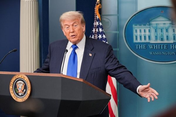 ترامب: بعد خطاب خامنئي المليء بالكراهية أوقفت فوراً جهودي لرفع العقوبات