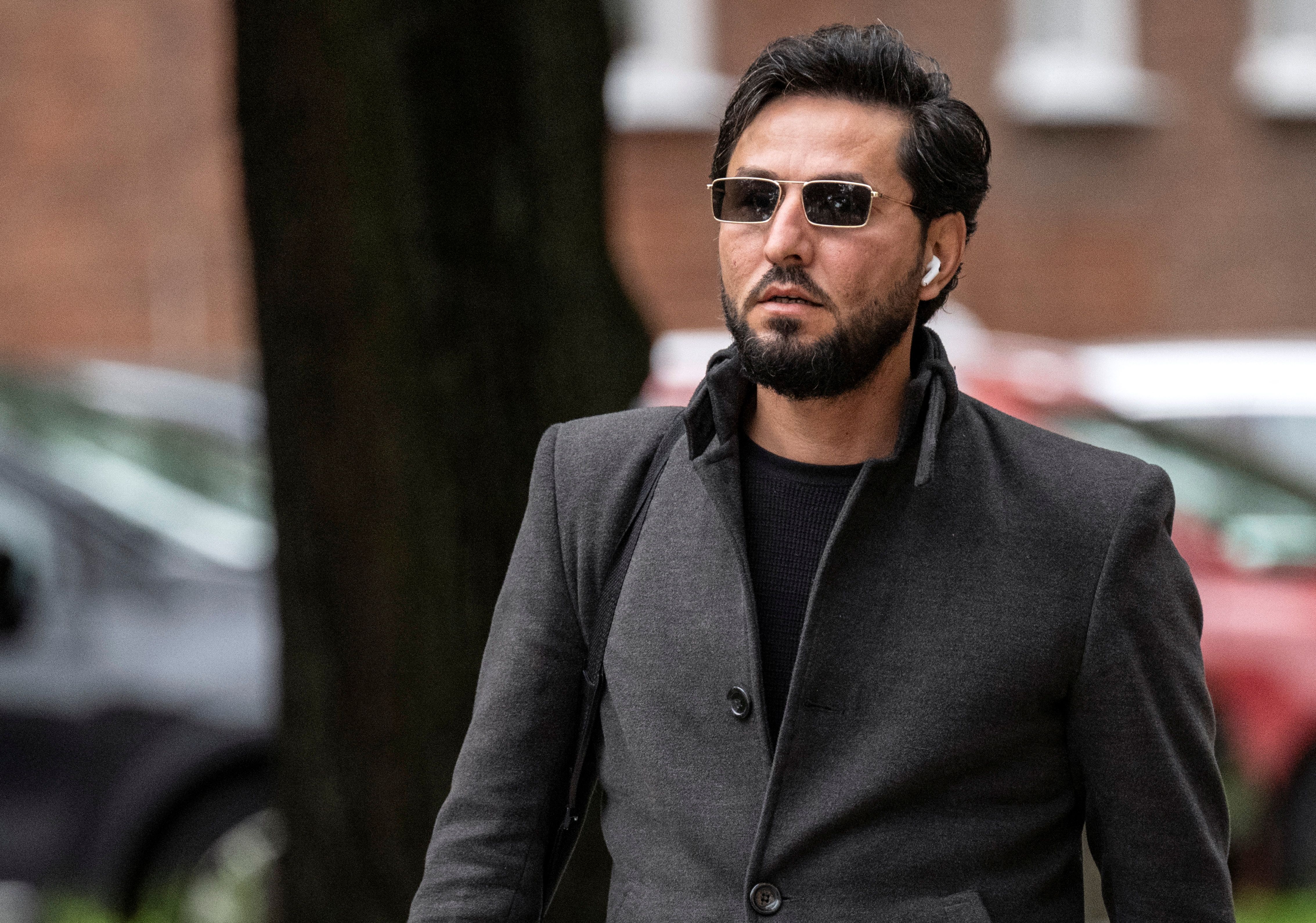 سلوان مومیکا