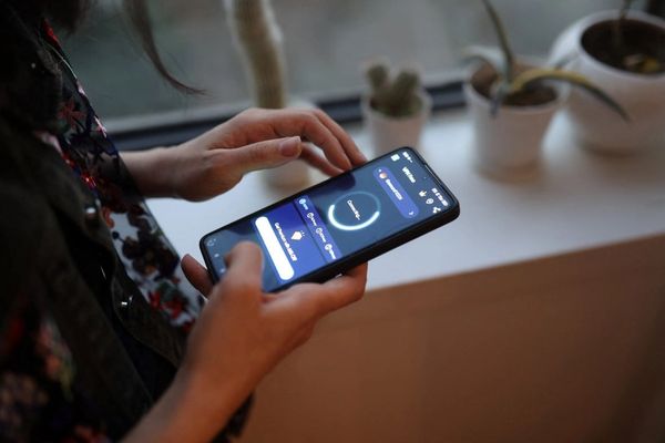 نتبلاکس: بیش از سه هفته از قطعی اینترنت در ایران میگذرد