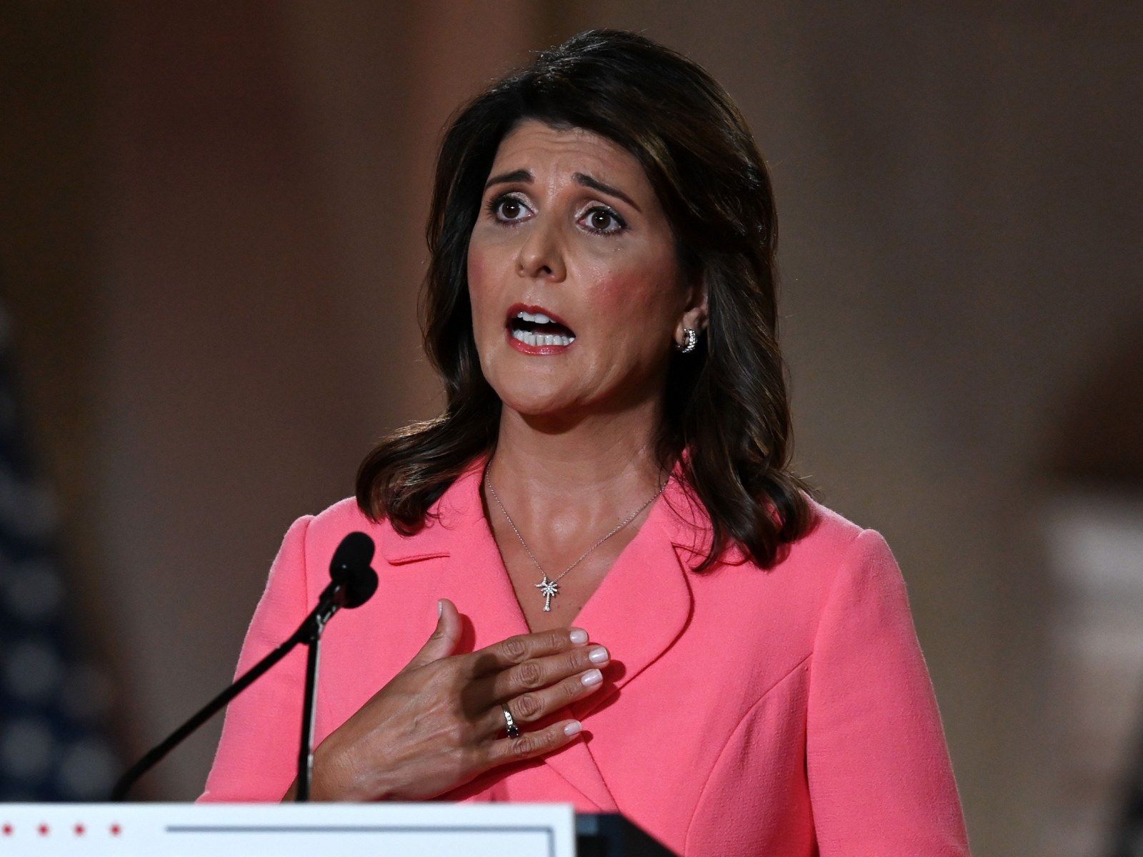 نیکی هیلی از کمیته آمریکا-اسرائیل به دلیل دعوت چهره‌های حامی برجام در نشست خود انتقاد کرد