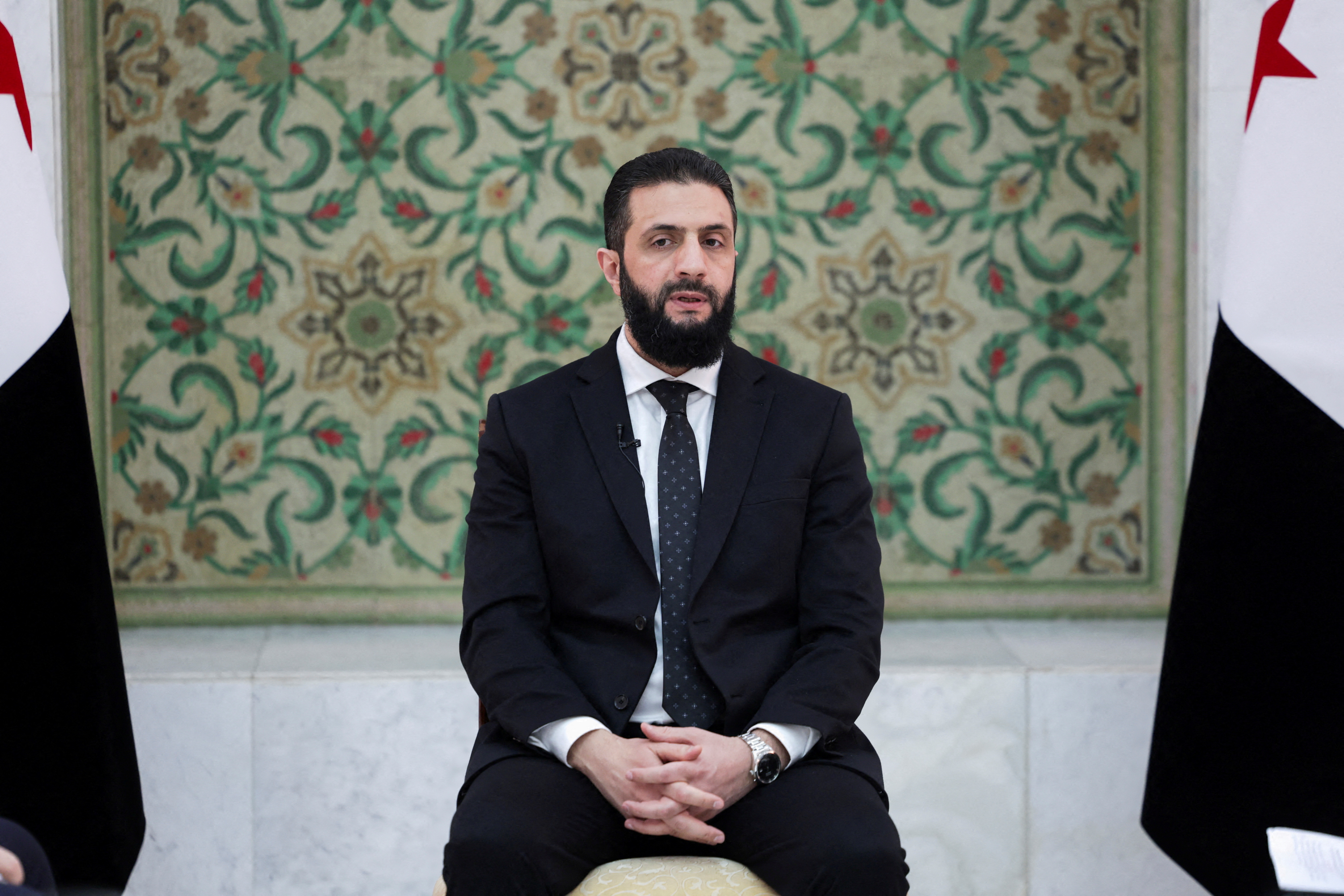 احمد الشرع در اولین سفر اروپایی خود به فرانسه می‌رود