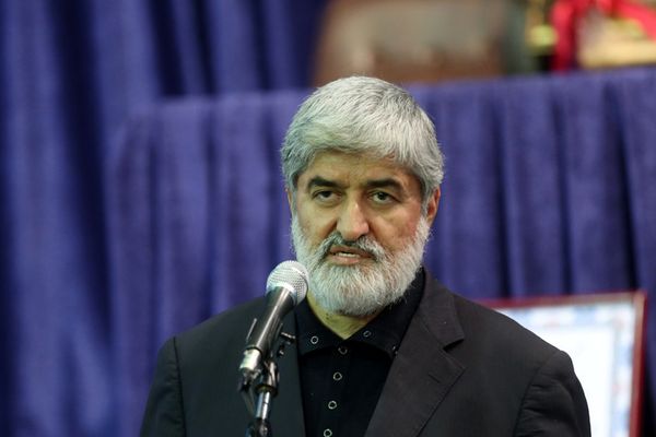 علی مطهری: شاید تهدید ترامپ درباره نیروگاههای برق، عملیات فریب برای اشغال جزایر باشد