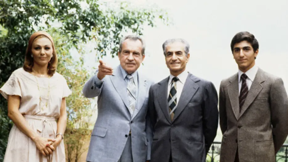 Iran’s last Queen, Farah Pahlavi, former US President Richard Nixon, Mohammad Reza Shah Pahlavi, and his son, Prince Reza Pahlavi (from left to right)