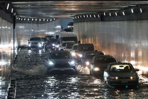 سیلاب و رانش زمین در مکزیک جان بیش از ۲۰ نفر را گرفت