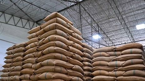 نماینده بابلسر: شبیه موضوع چای دبش، در واردات برنج هم اتفاق افتاده است