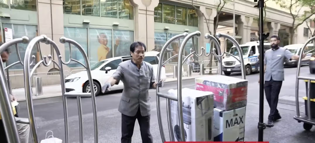 المسؤولون الإيرانيون في أميركا.. كراهية معلنة.. وتسوق وتعليم في السر