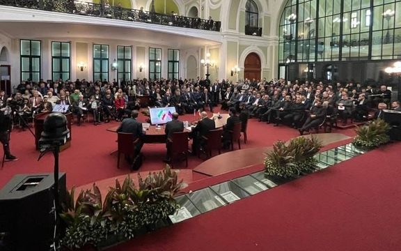 همزمان با تحریمهای جدید غرب علیه مسکو، ایران و روسیه همایش تجاری برگزار کردند