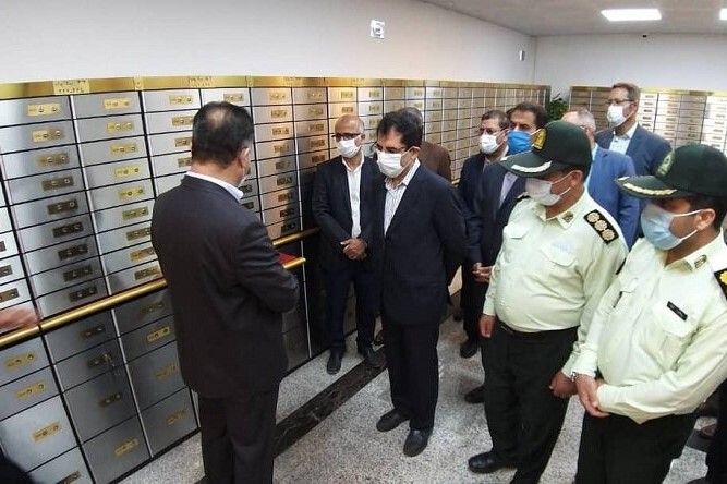 Losses Unknown After Tehran Bank Robbers Pilfer Safety Boxes