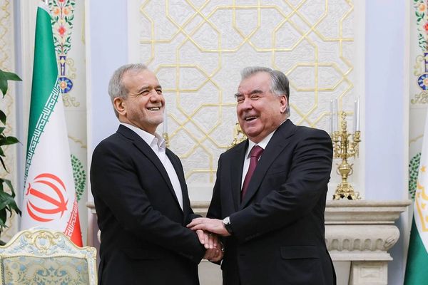 We despise war and violence, says Iran’s president during Tajikistan visit