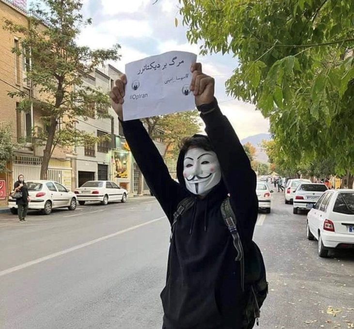 Reports Say Iranian Regime Continues Arrests, Torture Of Dissidents