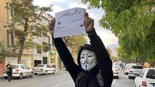 Reports Say Iranian Regime Continues Arrests, Torture Of Dissidents