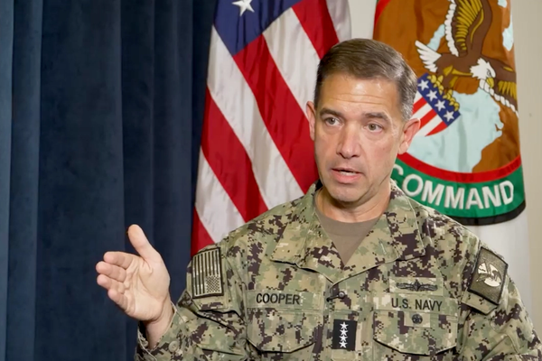 فرمانده سنتکام: ما مردم ایران را هدف قرار نمیدهیم، حکومت آنها را به خطر میاندازد