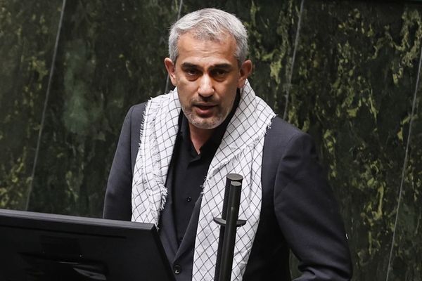 وزیر اقتصاد جمهوری اسلامی: من مسئول نرخ ارز و تورم نیستم