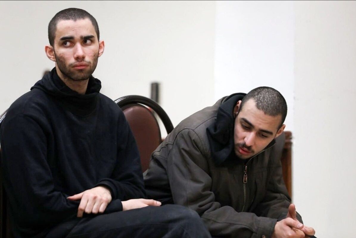 محل دفن دو معترض اعدام شده را به خانواده اطلاع نداده‌اند