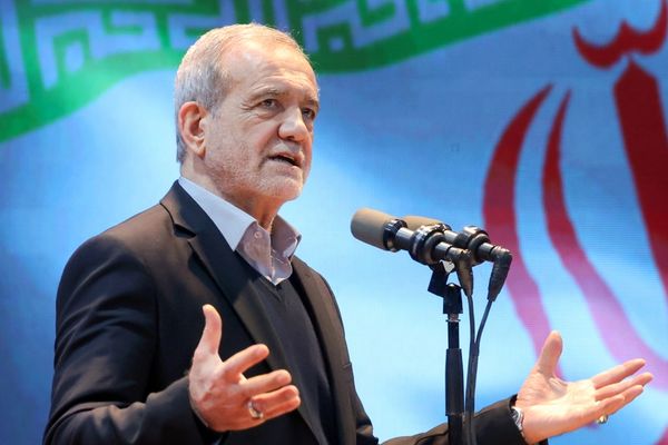 Iran's president downplays US oil sanctions, stays silent on Trump talks