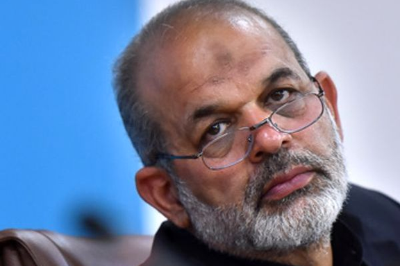 وزیر کشور: ما به هیچوجه ترویج برهنگی در کشور را نمیپذیریم