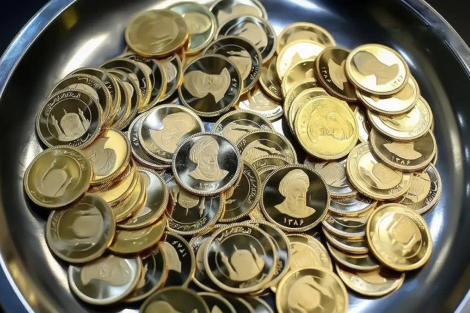 Gold, hoarding, fear: War fever deepens Iran’s economic anxiety