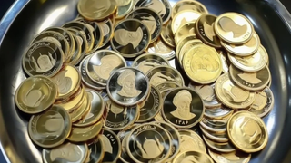 Gold, hoarding, fear: War fever deepens Iran’s economic anxiety