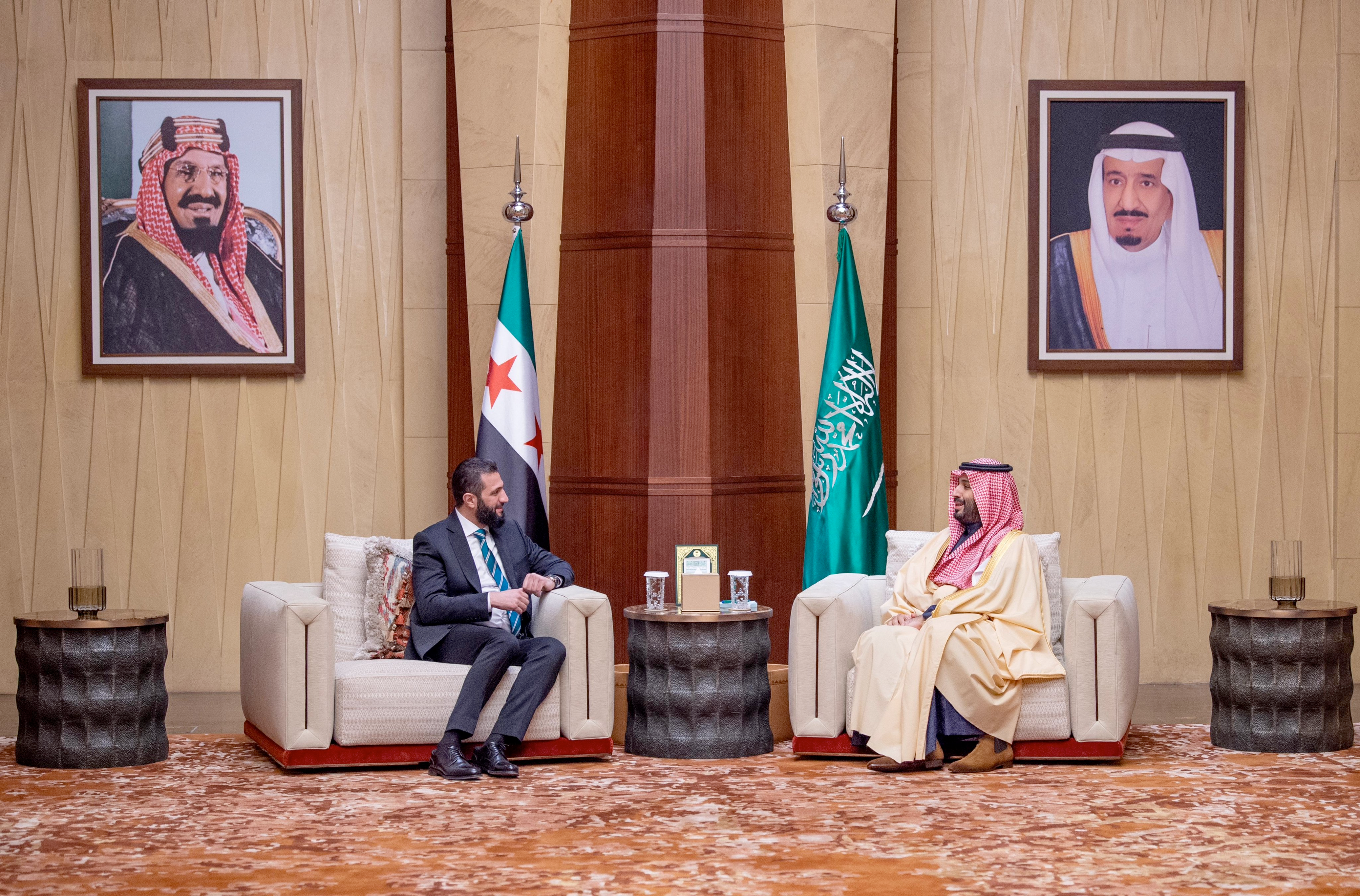 احمد الشرع در اولین سفر خارجی خود  با محمد‌ بن‌سلمان در ریاض دیدار کرد