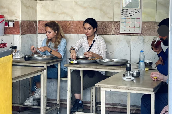 کافه، قهوهخانه و صورتبندی نوین زندگی شهری در ایران