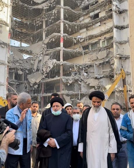 معاون ابراهیم رئیسی: مجوز تخریب متروپل صادر شده است