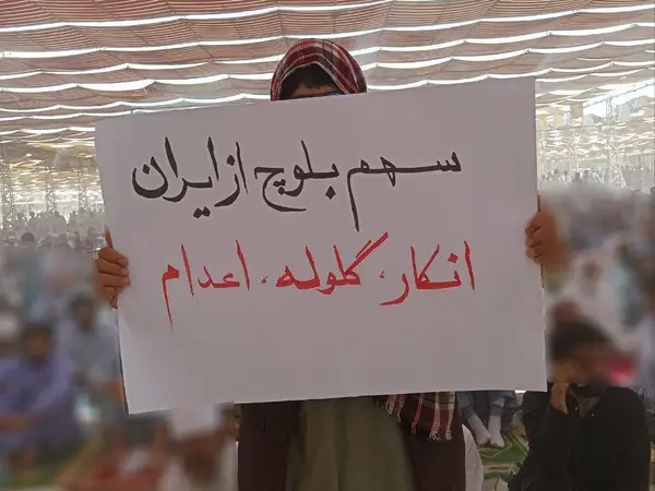 اعتراض یک شهروند سیستان و بلوچستان به اعدام-نماز جمعه زاهدان