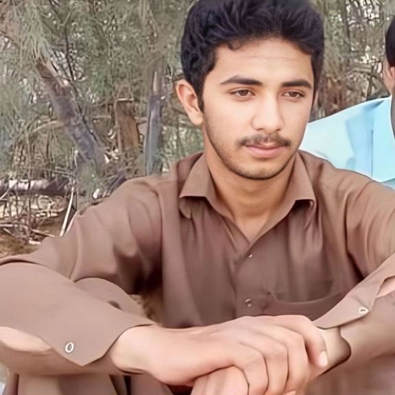 ادهم نارویی، زندانی سیاسی محکوم به اعدام