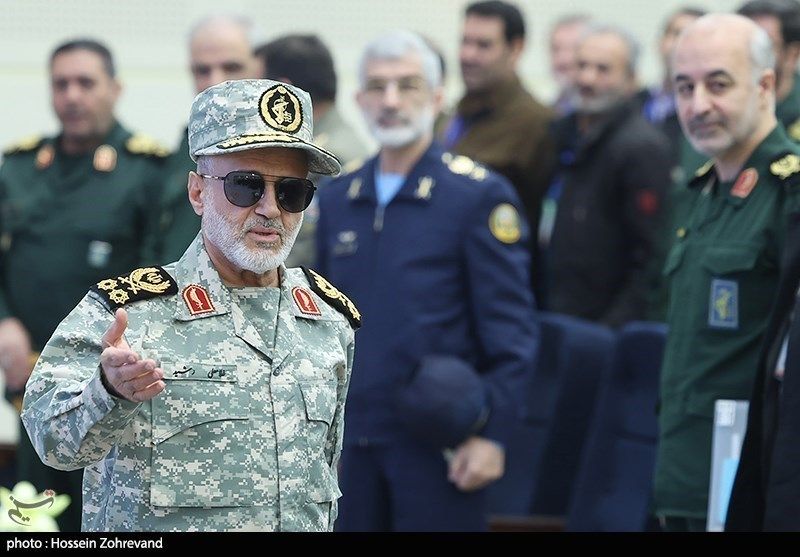 دختر فرمانده سپاه کشته‌شده صحبت مادرش درباره بمب‌گذاری او در زمان پهلوی را «اشتباه» خواند