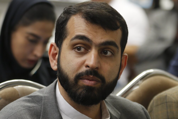 عضو کمیسیون امنیت ملی مجلس: همزمان با مذاکره، ماشه موشکها را هم زیر نظر داریم